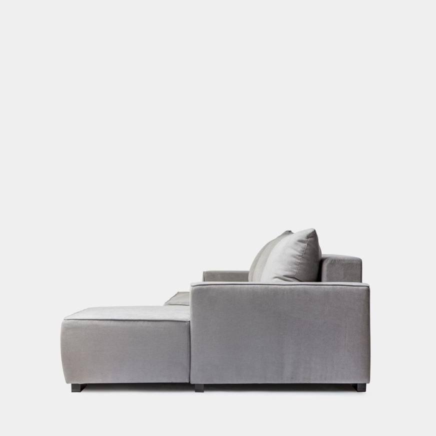 Sofá cama Klast abierto.